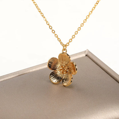 Flower Pendant Necklaces for Women